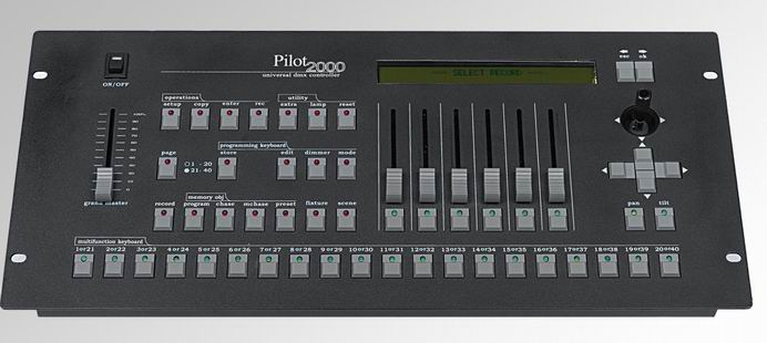 PILOT 2000 Computer Light Controller